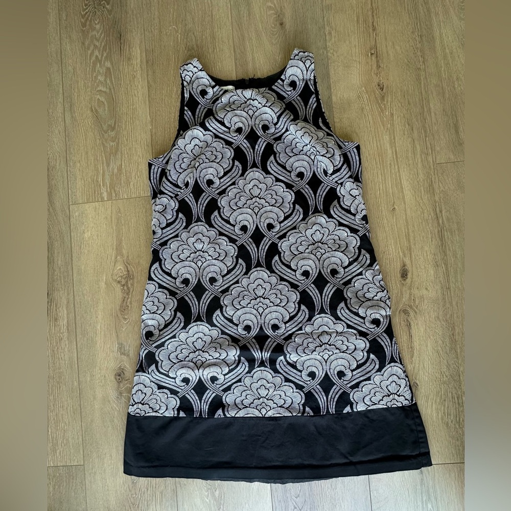Maggy London Black and White Sheath Mini Dress Size 12